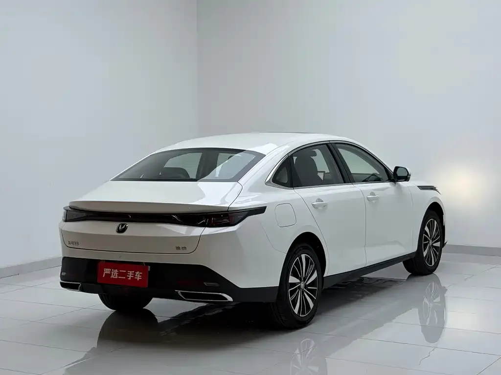 Changan Eado PHEV 2026 из CN, фото 4