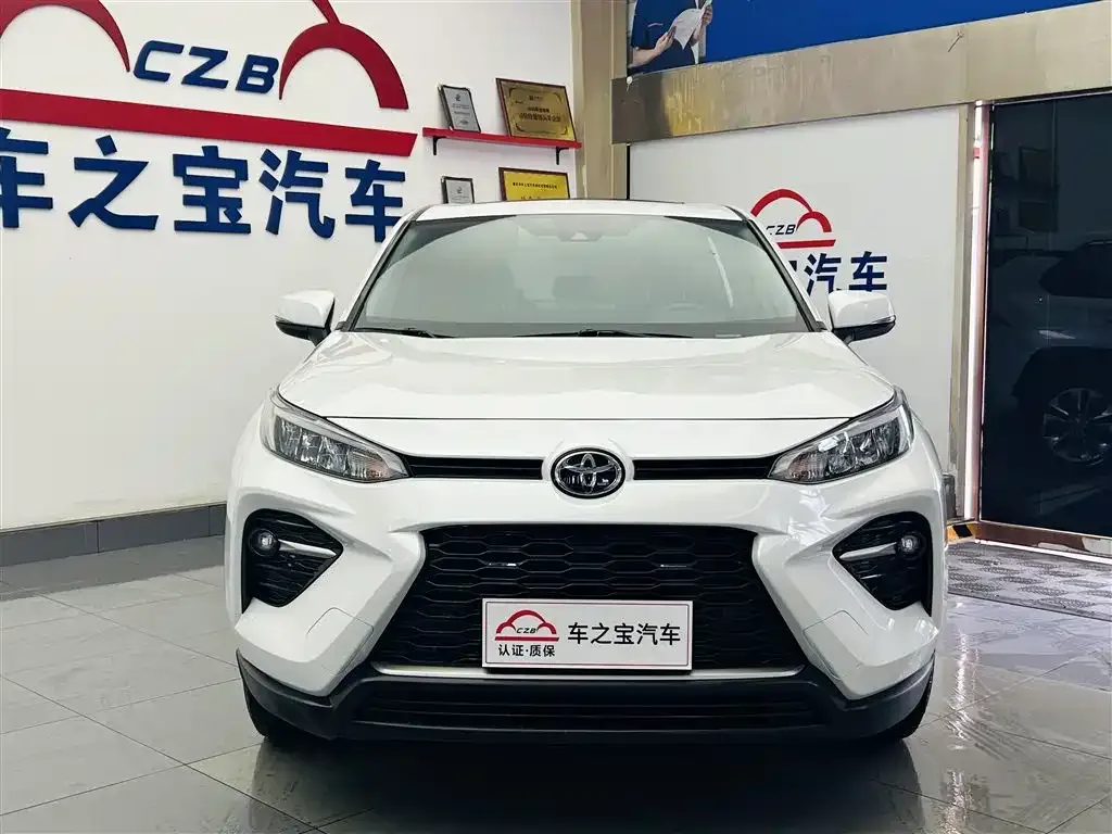 Toyota Wildlander — фото 2