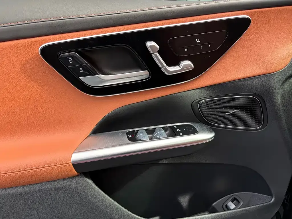 Mercedes-Benz GLC 2024 из CN, фото 9