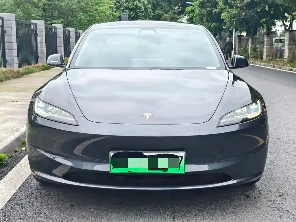 Tesla Model 3 2025 из CN, фото 8