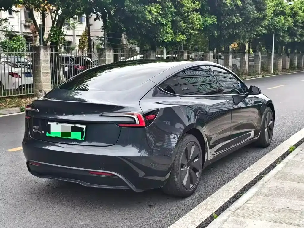 Tesla Model 3 2025 из CN, фото 6