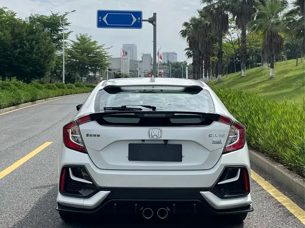 Honda Civic — фото 3
