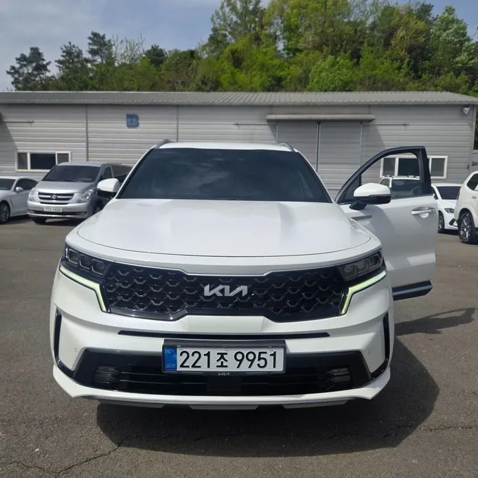 Kia Sorento — фото 1