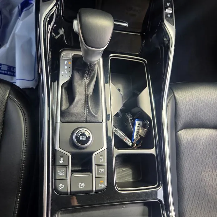 Kia Sorento — фото 6