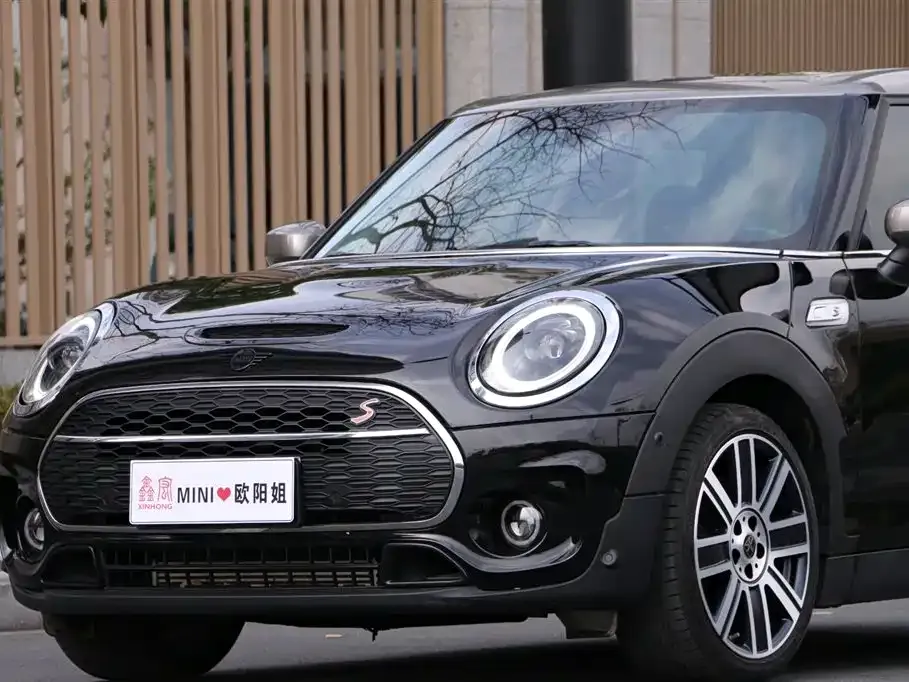 MINI Clubman — фото 6