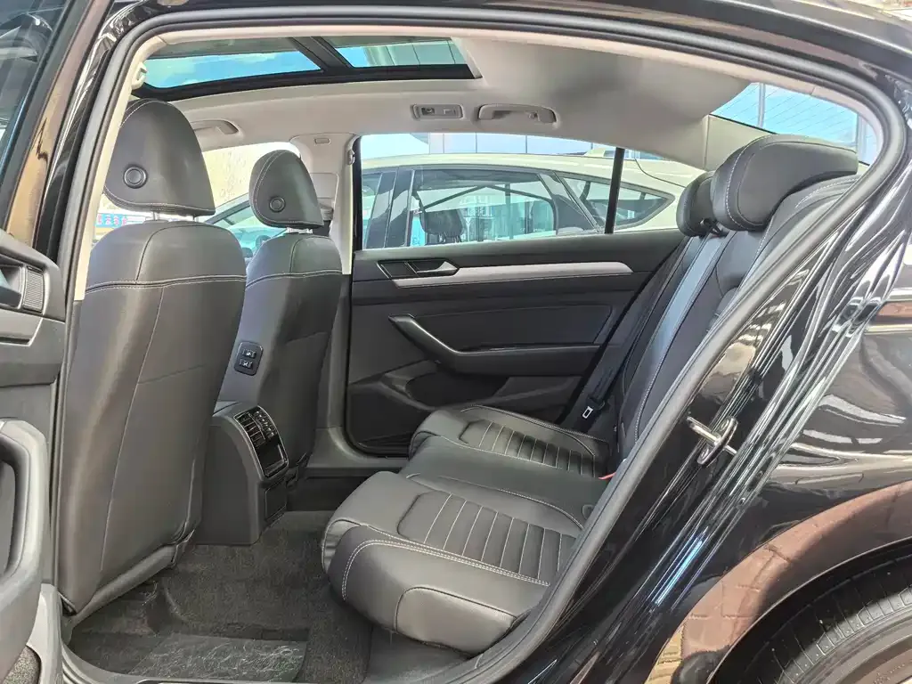 Volkswagen Magotan 2021 из CN, фото 6