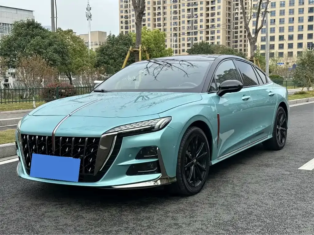 Hongqi H6