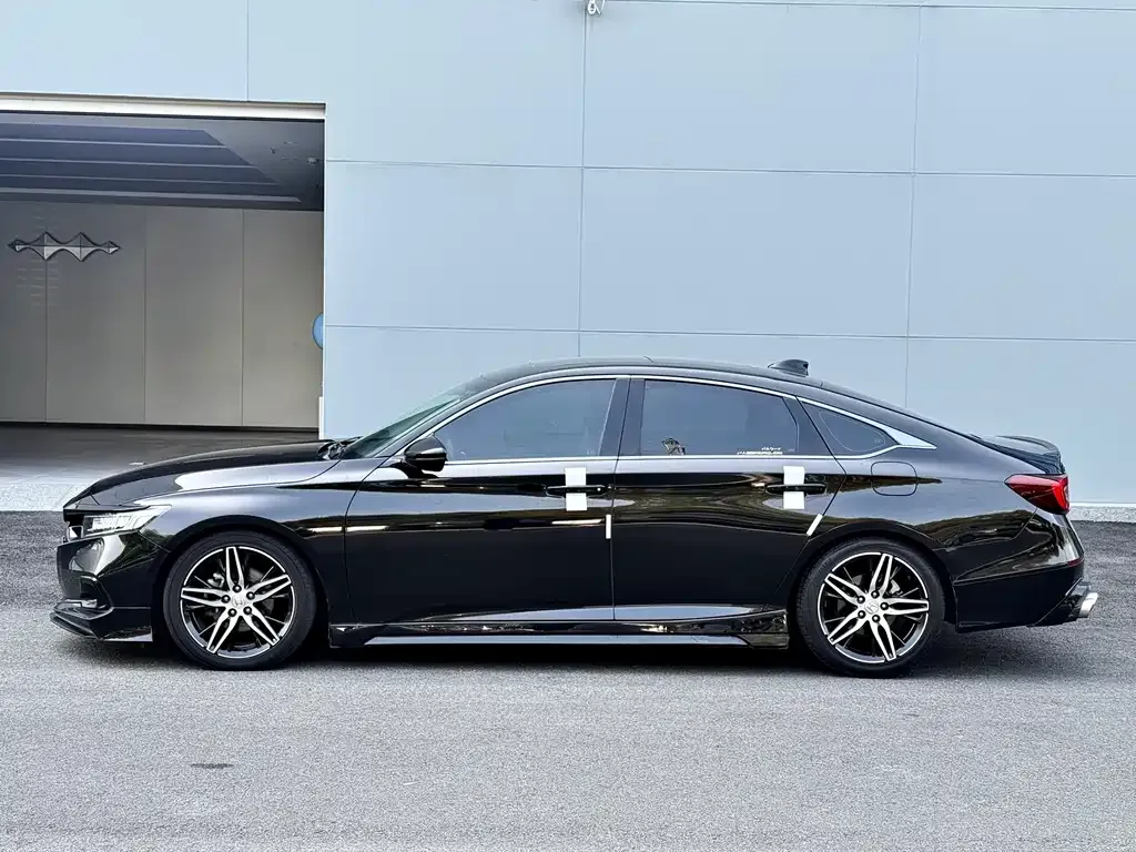 Honda Accord — фото 5