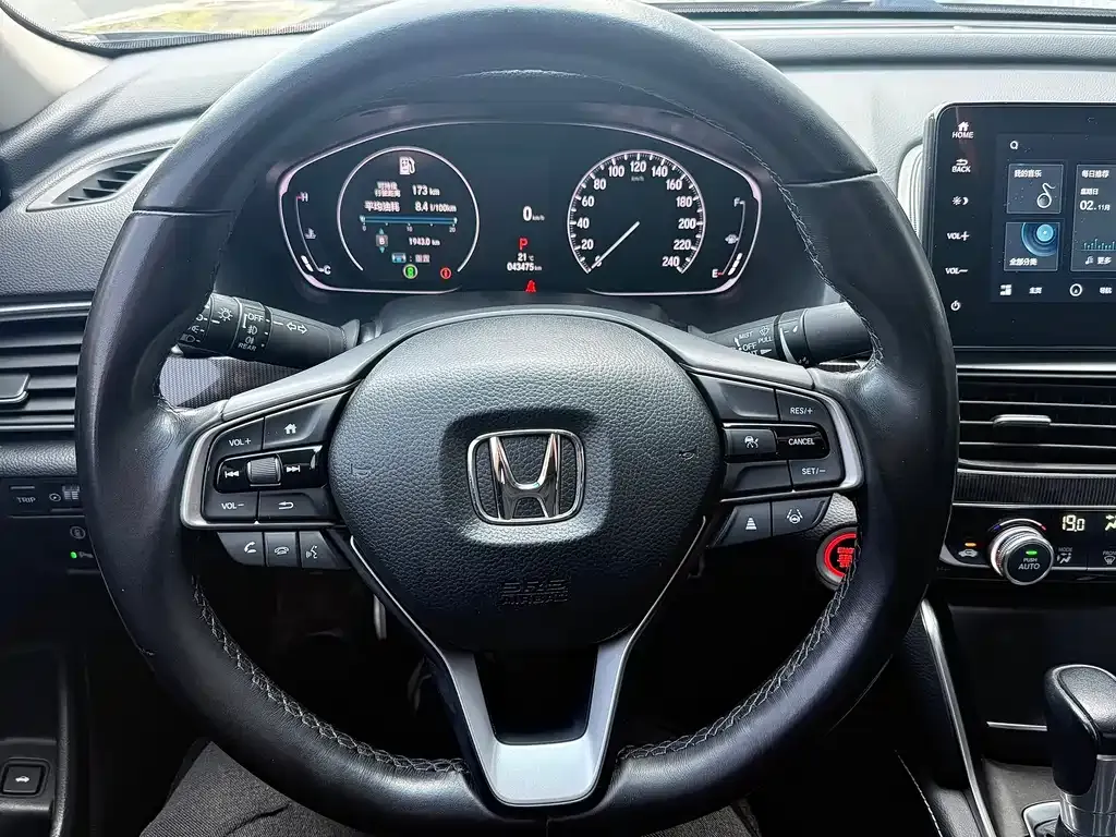 Honda Accord — фото 4