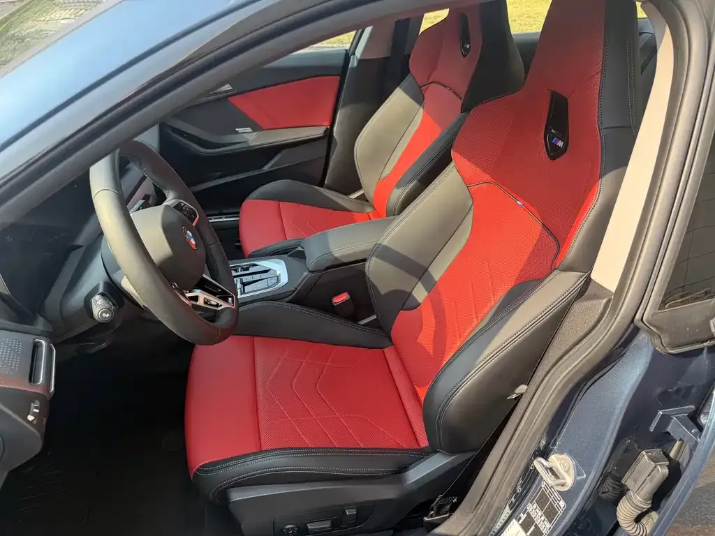 BMW 2 Series 2025 из CN, фото 8
