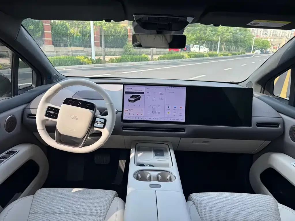 Li Auto i6 2026 из CN, фото 3