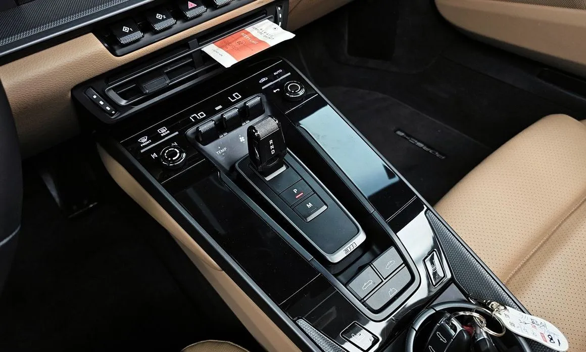 Porsche 911 2022 из KR, фото 7