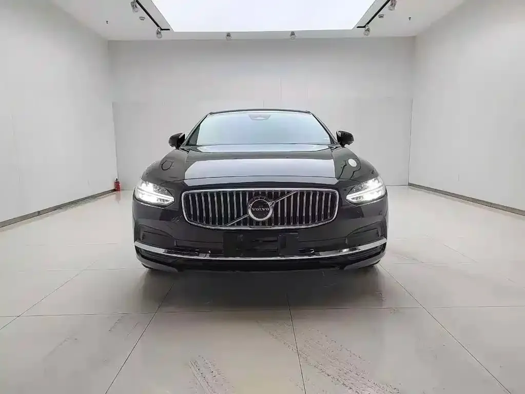 Volvo S90 — фото 2