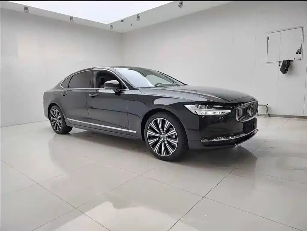 Volvo S90 — фото 3