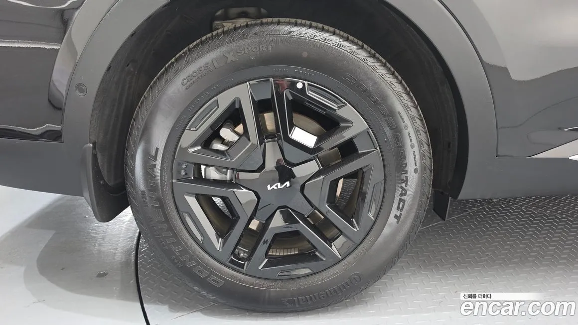 Kia Sorento — фото 10
