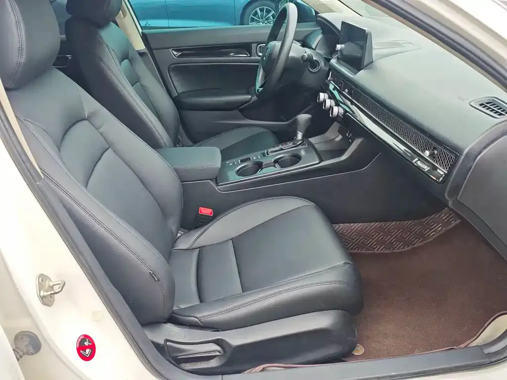 Honda Civic — фото 10