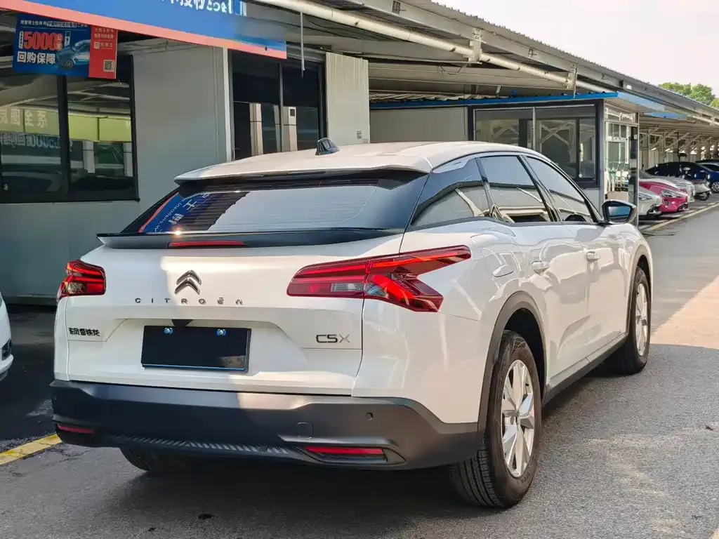 Citroen C5 X 2024 из CN, фото 8