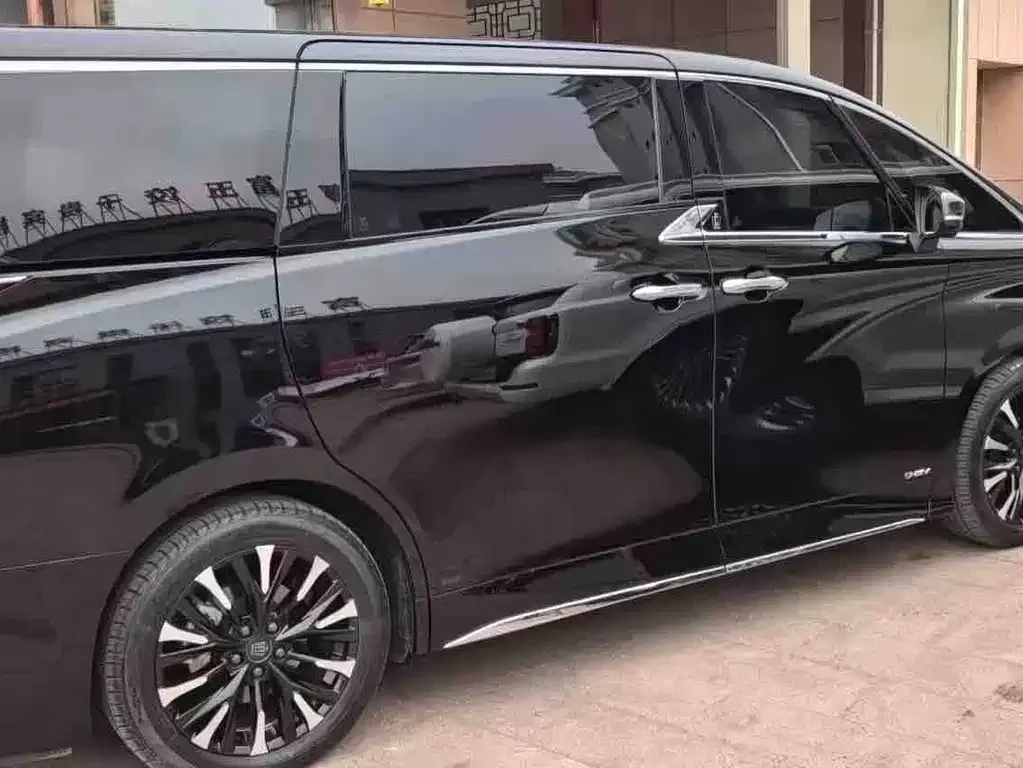 Toyota Vellfire — фото 2