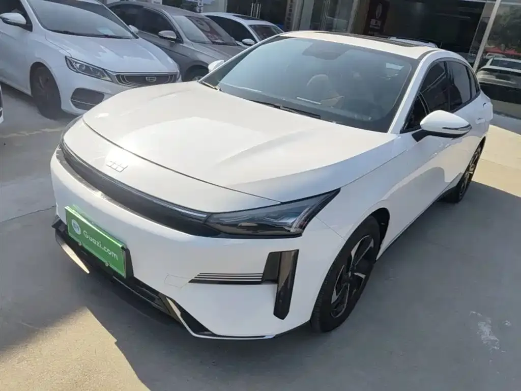 Geely Galaxy L6