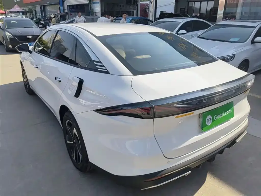 Geely Galaxy L6 2024 из CN, фото 10