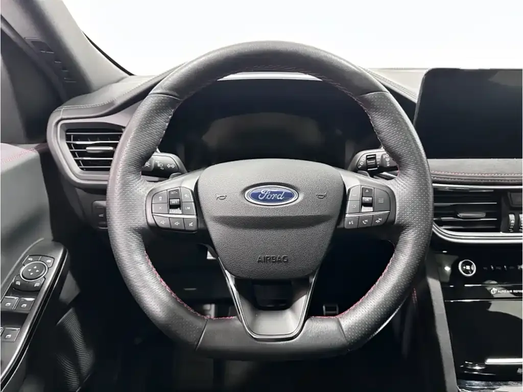 Ford Escape — фото 10