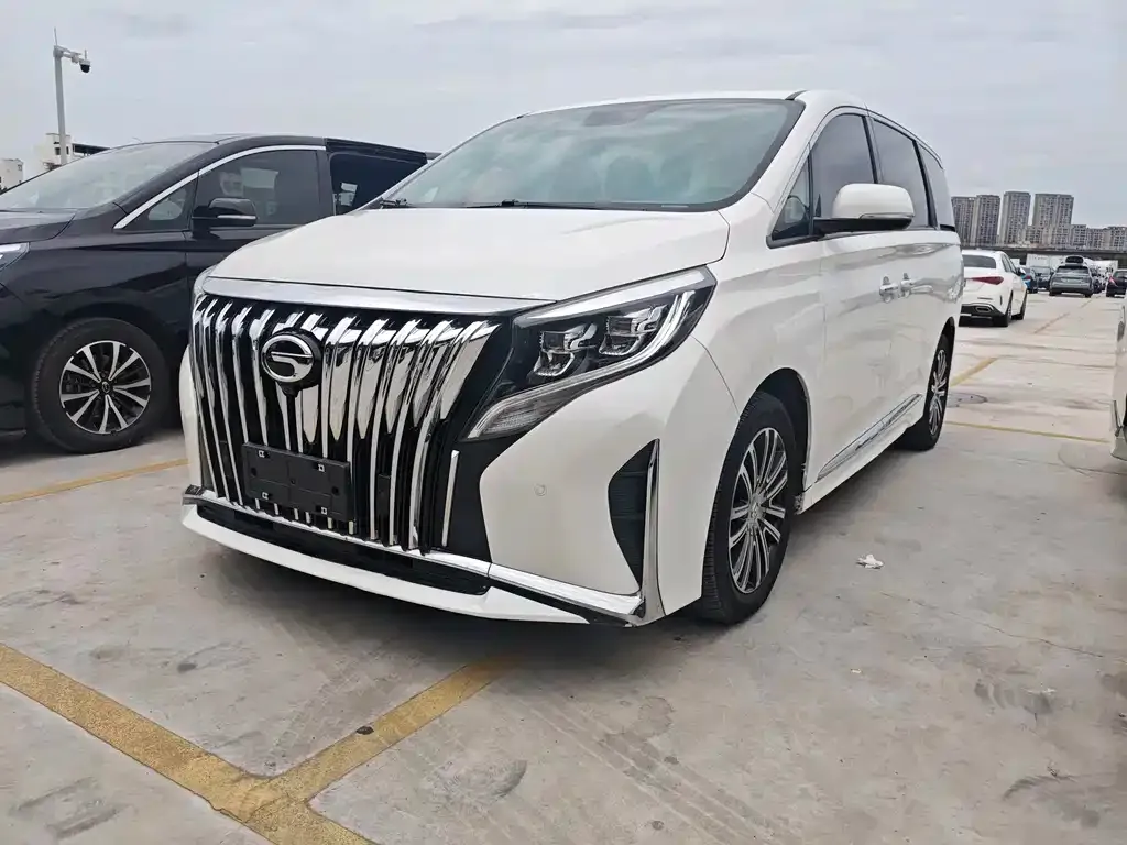 GAC Motor Trumpchi M8 — фото 1
