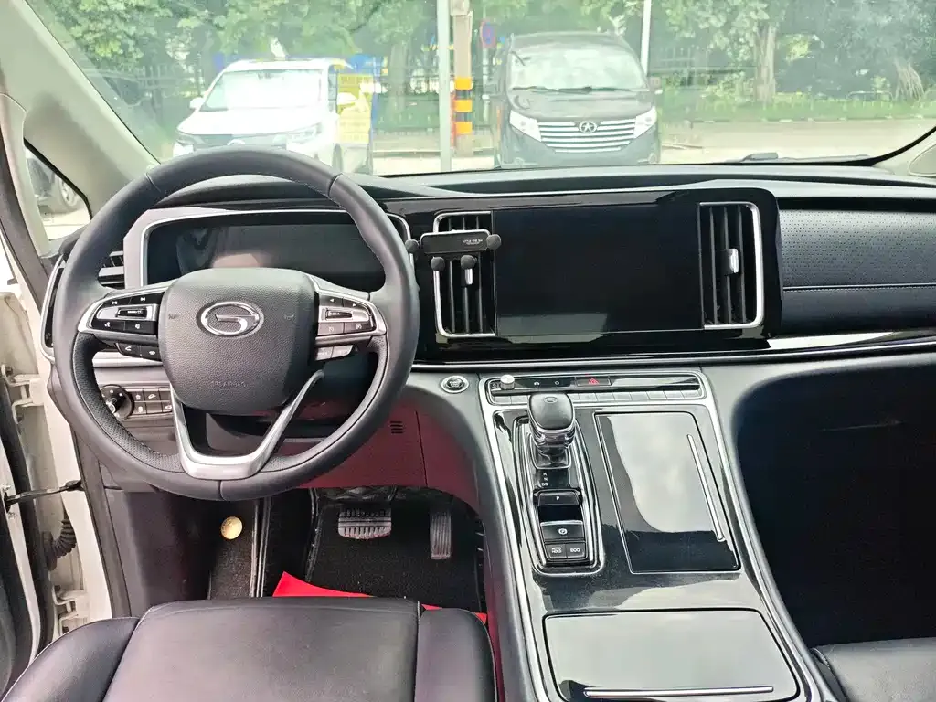 GAC Motor Trumpchi M8 — фото 7