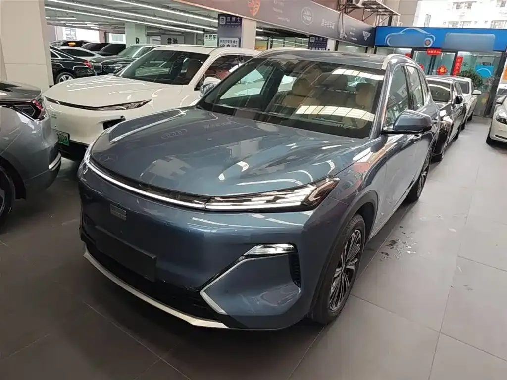 Geely Galaxy Xingjian 7 — фото 1