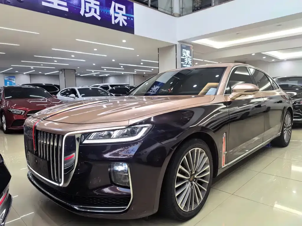 Hongqi H9 — фото 1