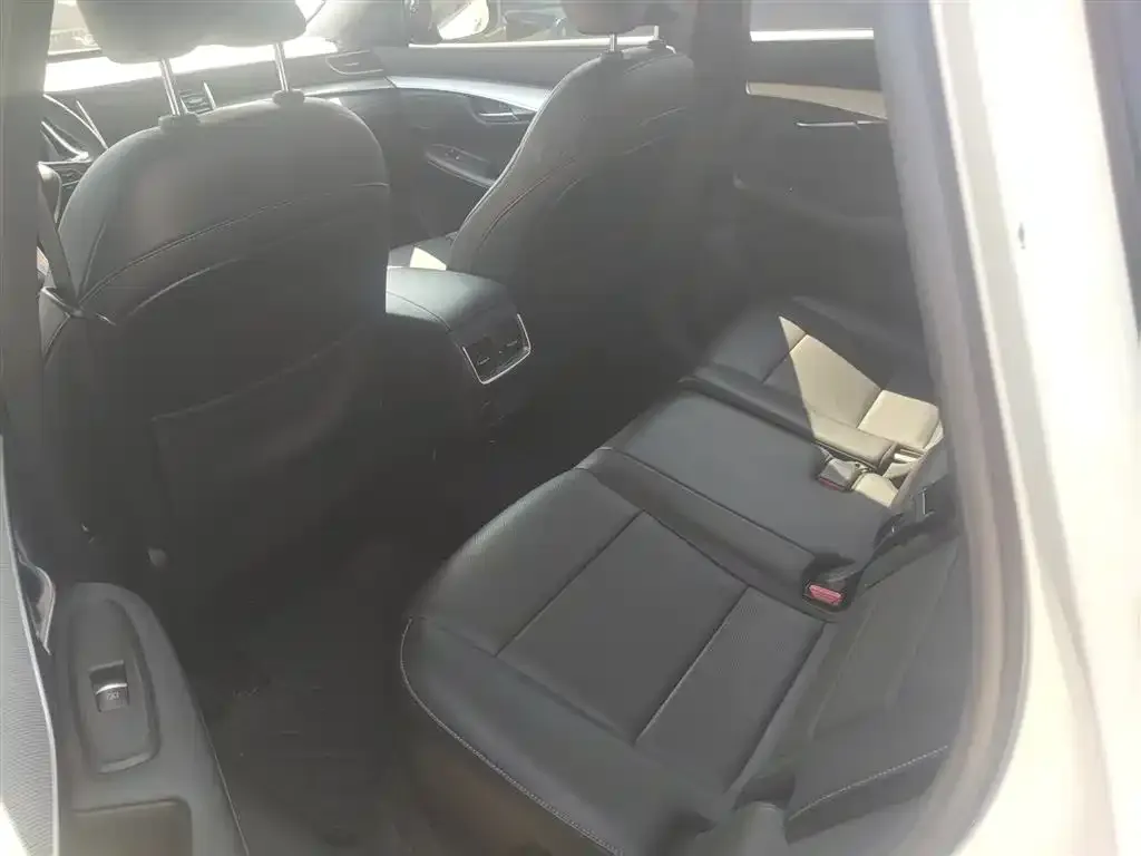 Infiniti QX50 2021 из CN, фото 6