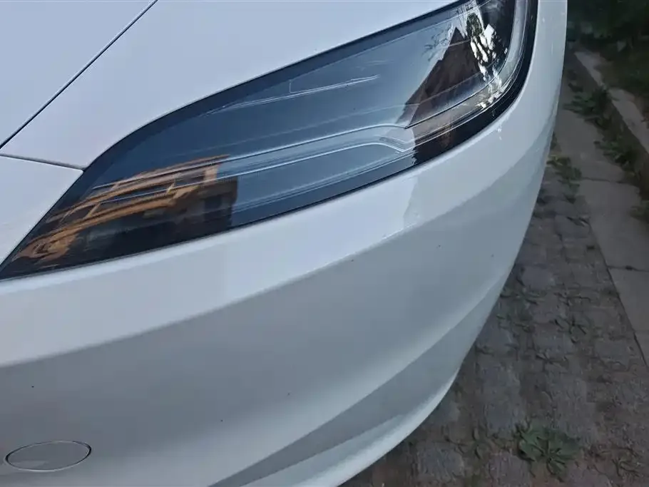 Tesla Model 3 — фото 2