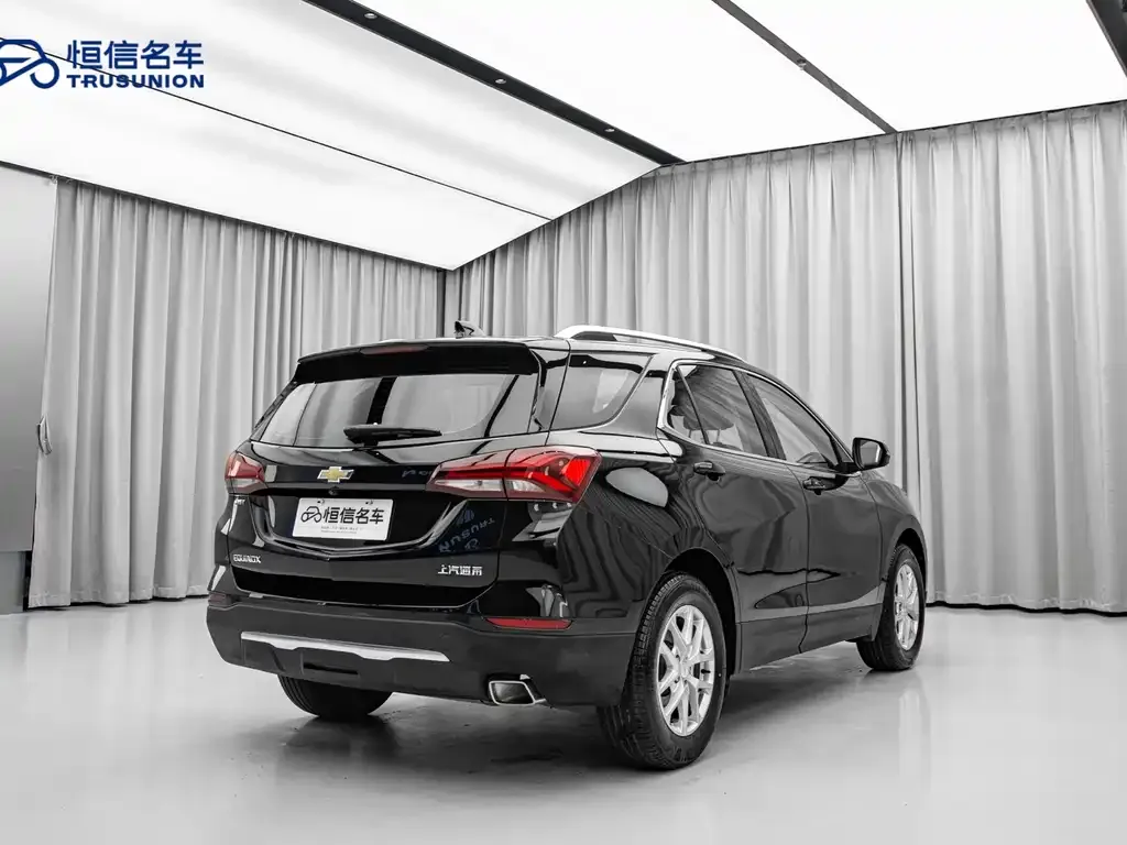 Chevrolet Equinox — фото 10