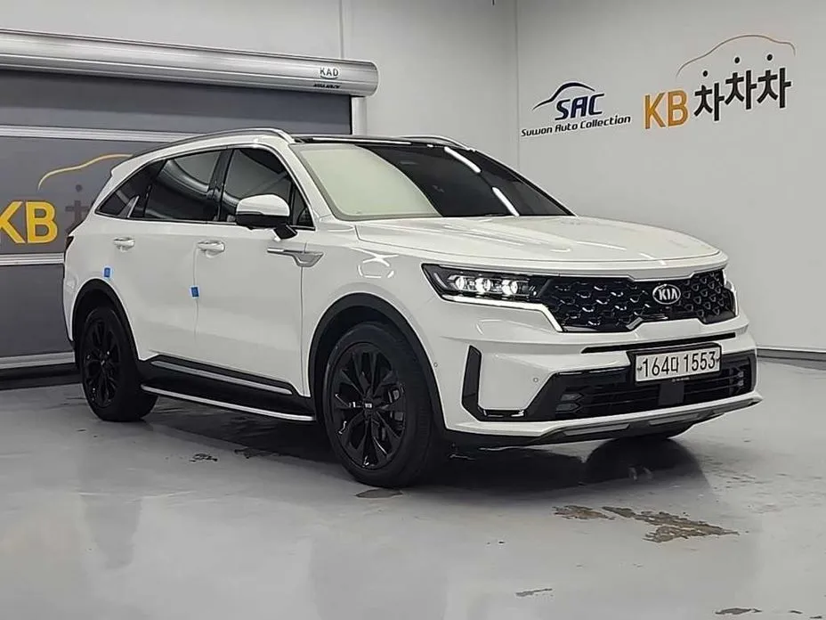 Kia Sorento — фото 7