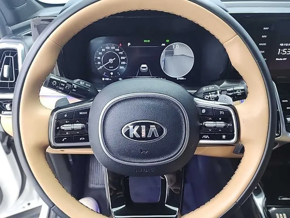 Kia Sorento — фото 3