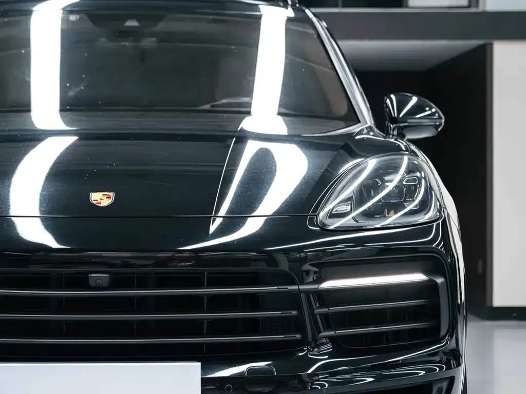 Porsche Cayenne Hybrid — фото 7