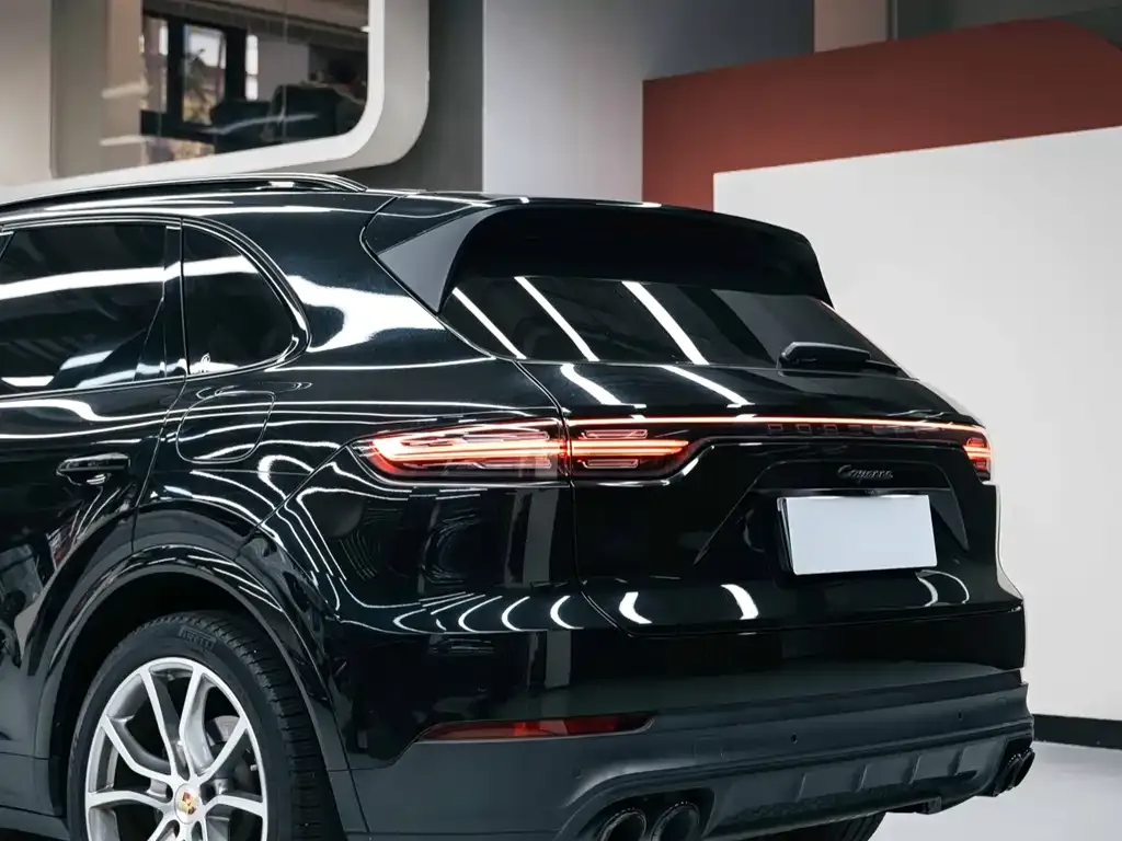 Porsche Cayenne Hybrid — фото 3