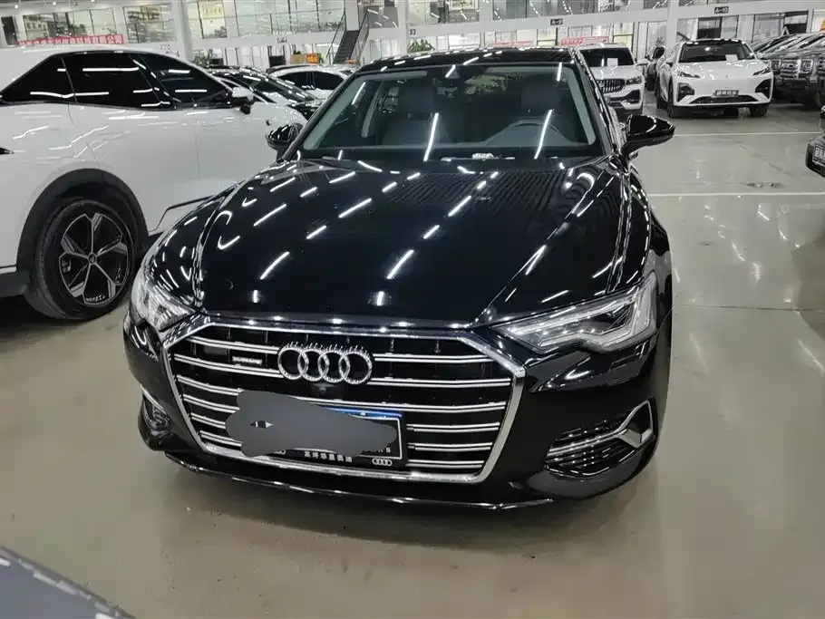 Audi A6L — фото 10