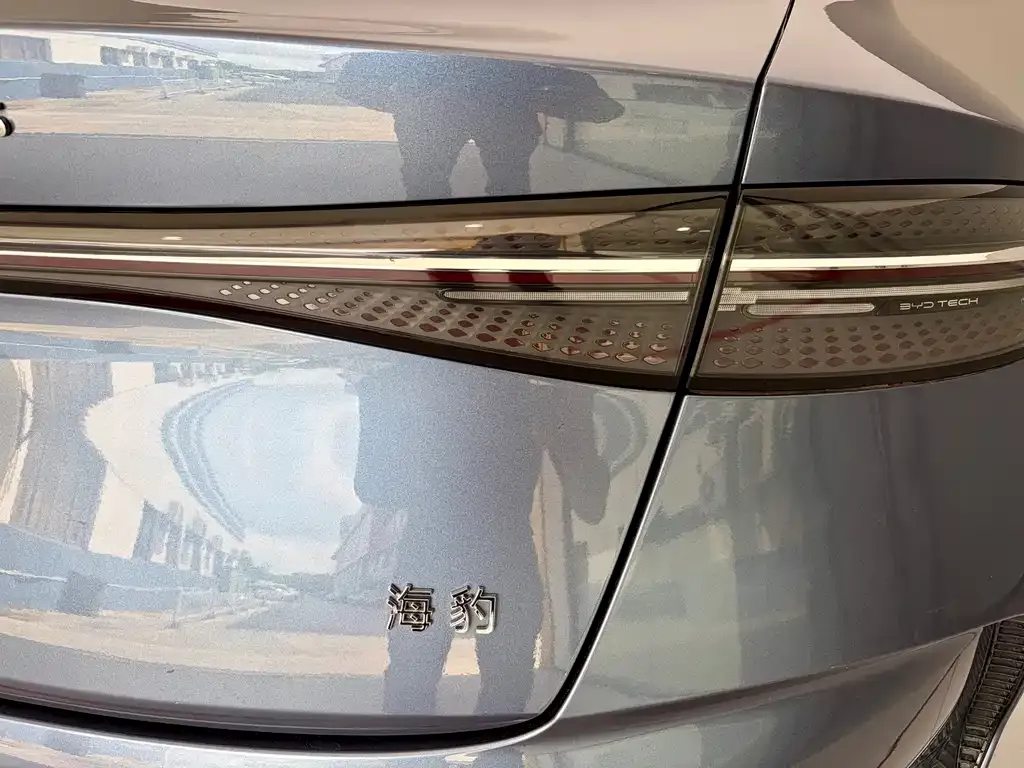 BYD Seal — фото 4