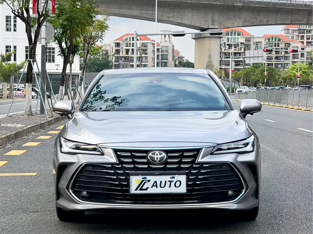 Toyota Avalon 2023 из CN, фото 7