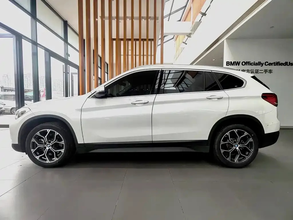 BMW X1 — фото 4