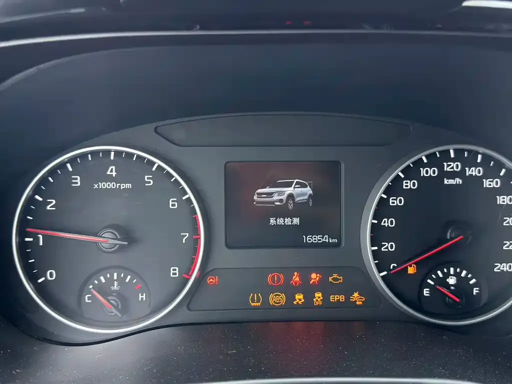 Kia KX3 2022 из CN, фото 3