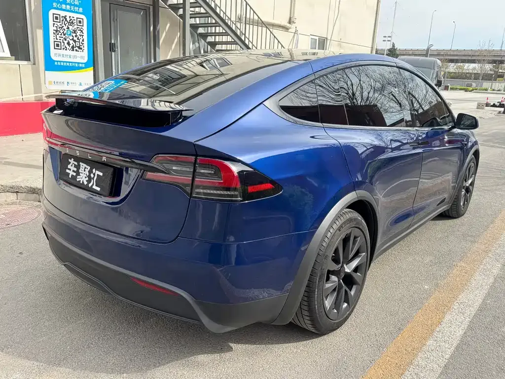 Tesla Model X 2024 из CN, фото 7