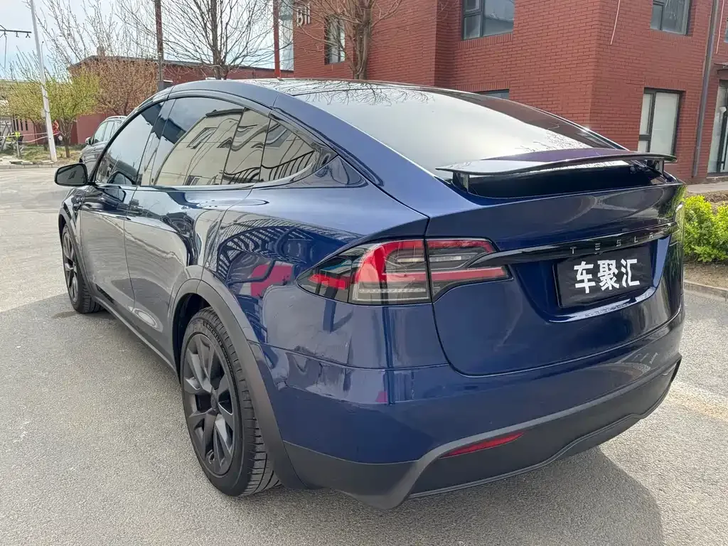 Tesla Model X 2024 из CN, фото 10