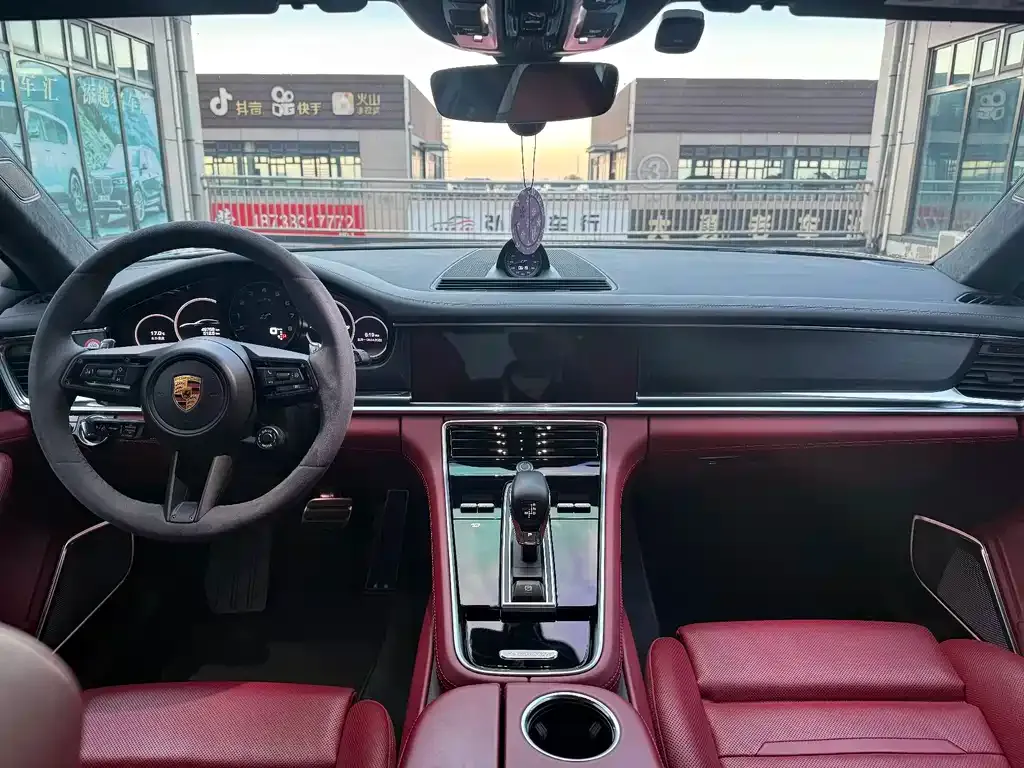 Porsche Panamera — фото 10