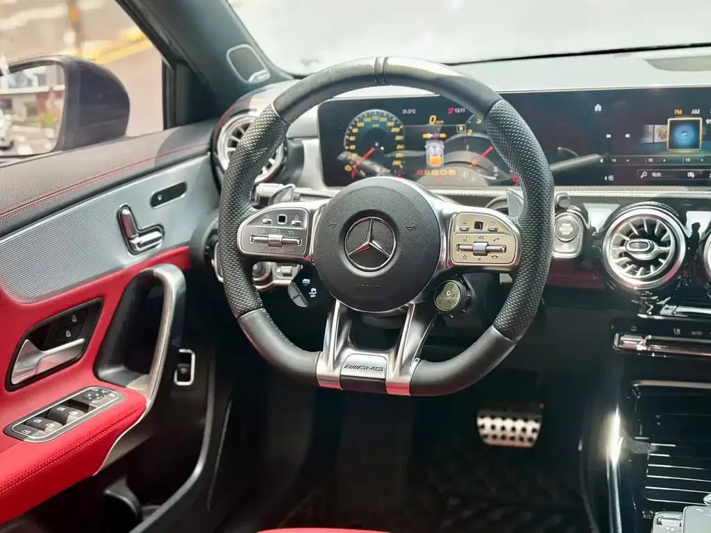 Mercedes-Benz A-Class AMG — фото 5