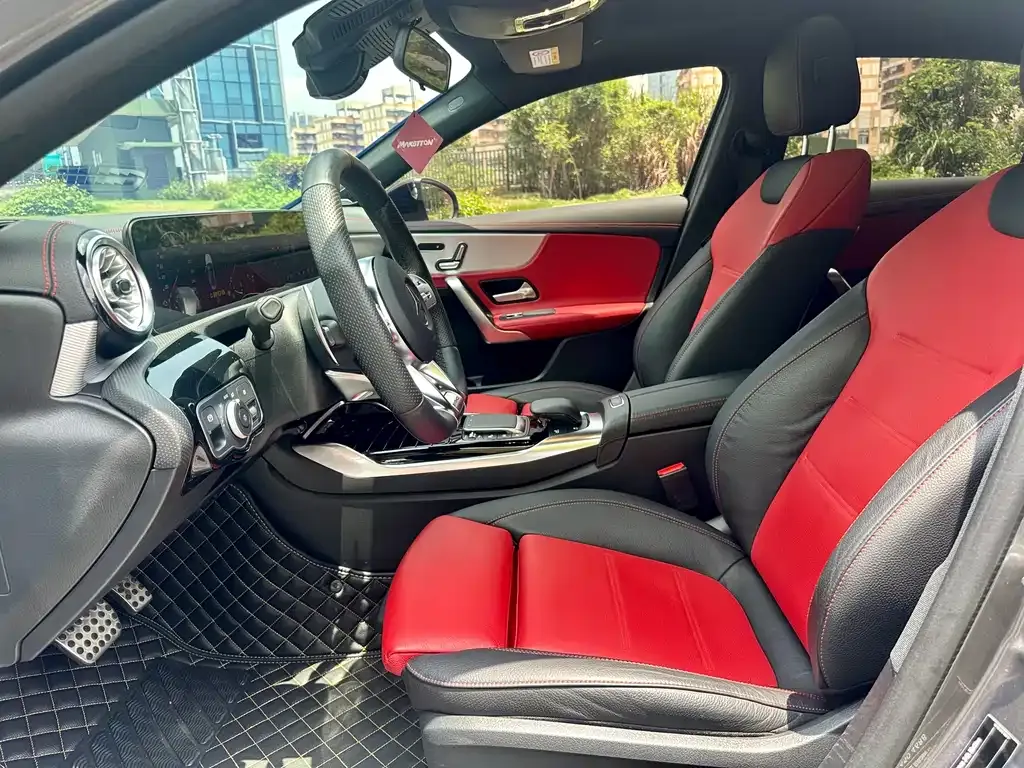 Mercedes-Benz A-Class AMG — фото 2
