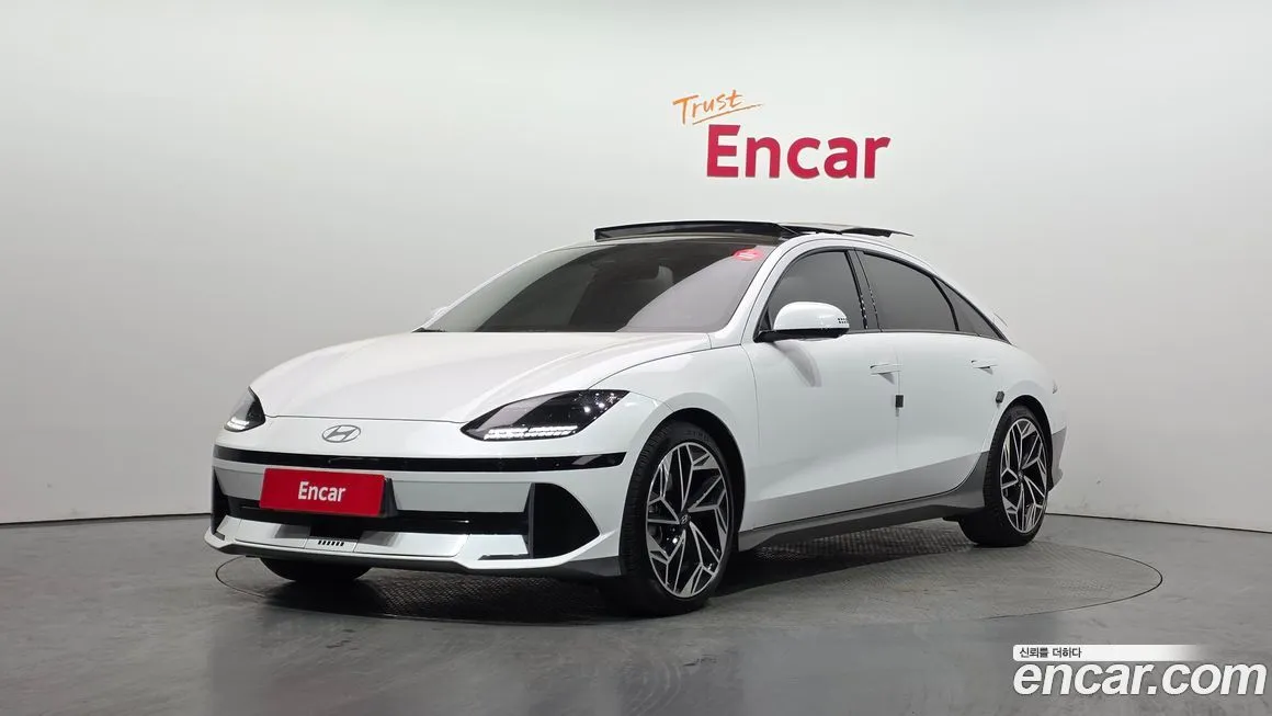 Hyundai Ioniq6 — фото 1
