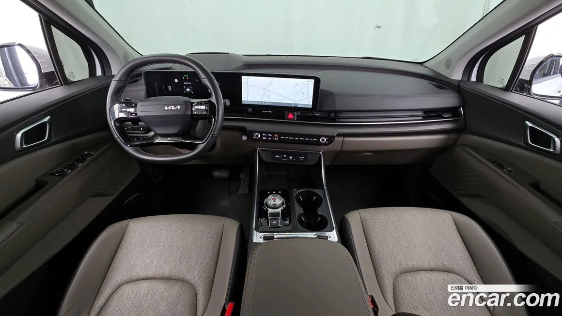 Kia Carnival — фото 3