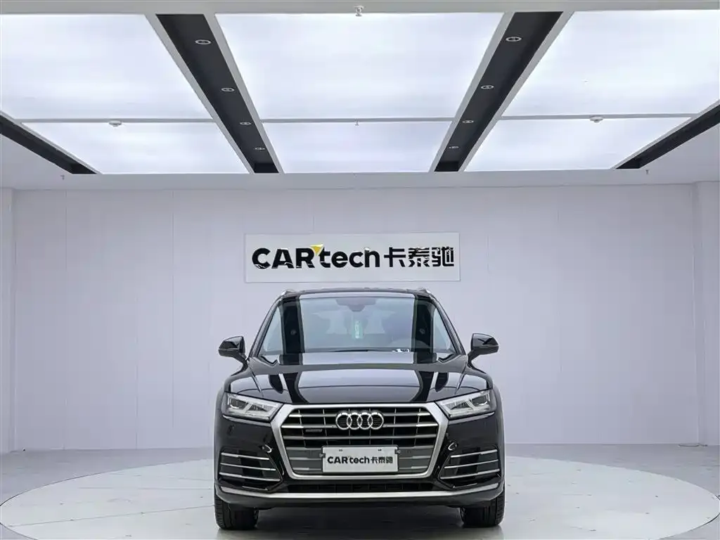 Audi Q5L — фото 4