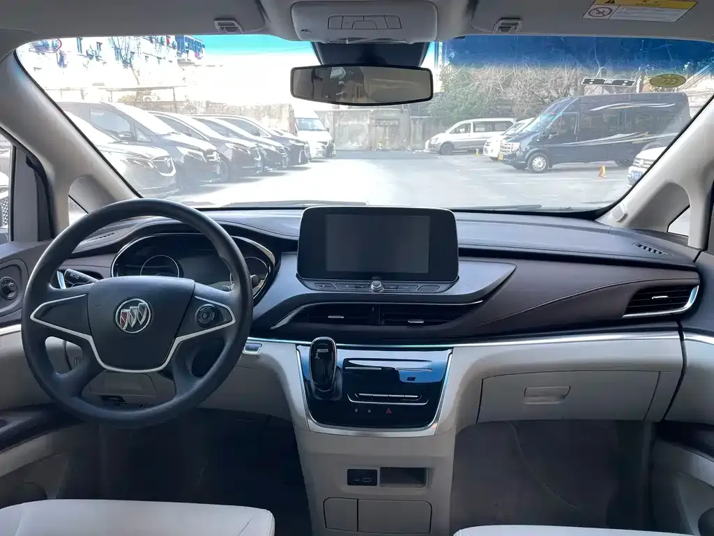 Buick GL8 2023 из CN, фото 5